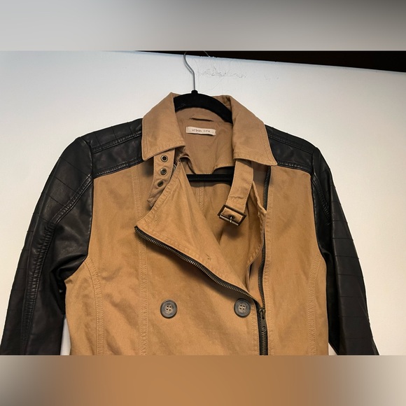 Urban Life Beige and Black Jacket Zipper & Button device - Picture 4 of 11